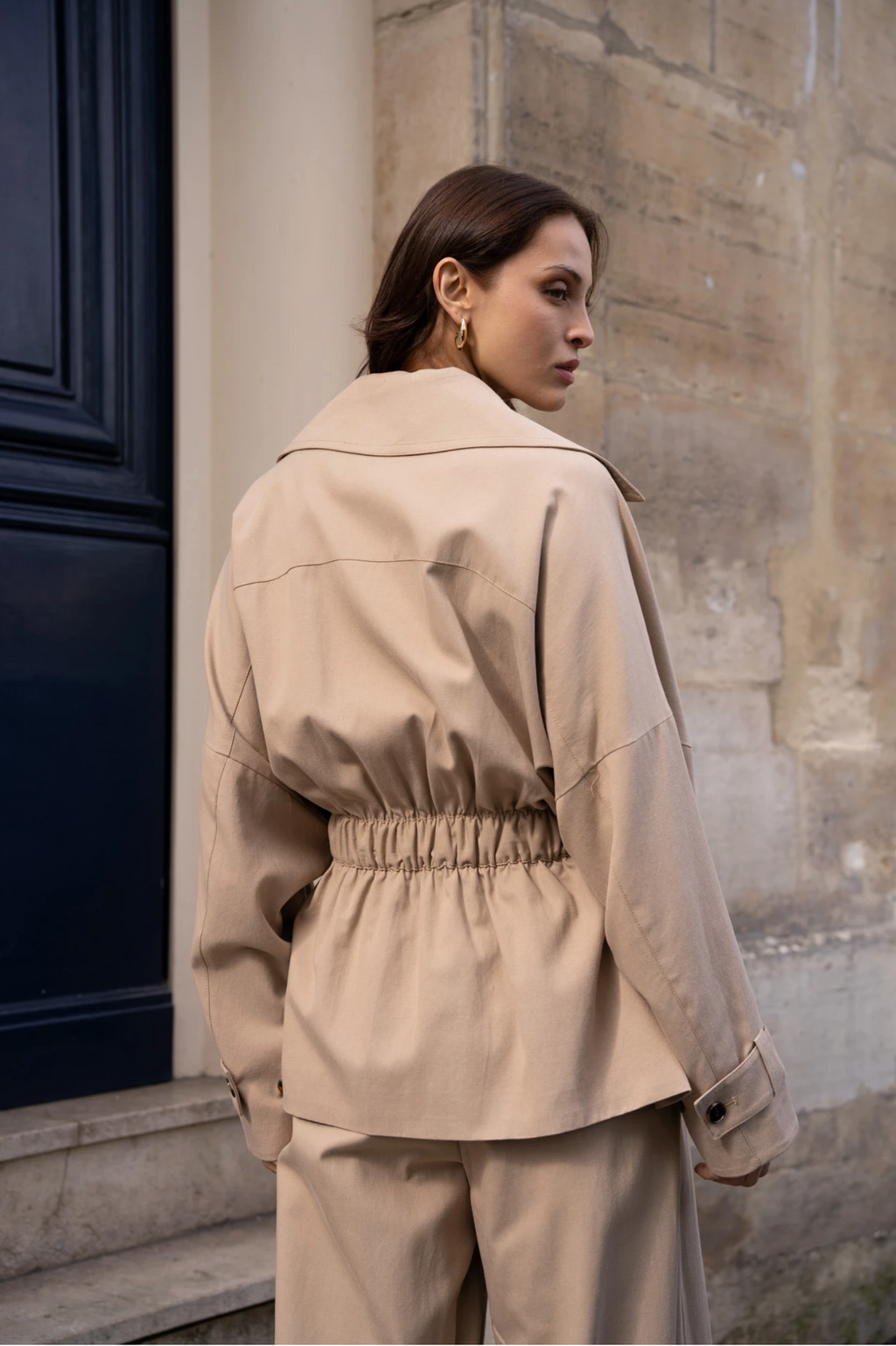 Veste courte style kimono trench-coat oversize